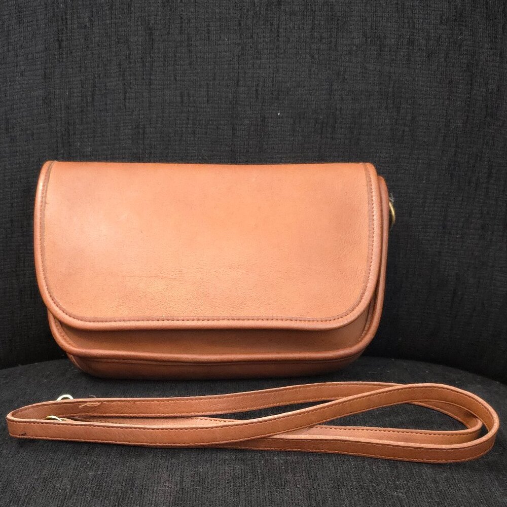 Vintage Coach Ritchie Tan Brown Leather Crossbody Bag